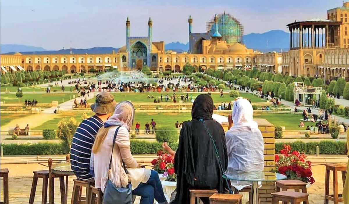 دیپلماسی گردشگری مقدم تر از لغو روادید یک طرفه!